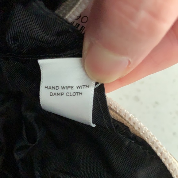 NWT LOFT Snake Print Metallic Gold Cosmetic Case - Picture 5 of 8